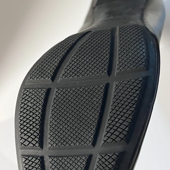 Ladies Black Leather PRADA High Heel Shoe Size 7.5 - Picture 5 of 6